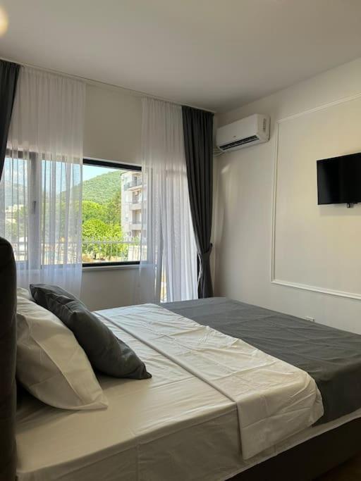 Appartement Tivat Extérieur photo